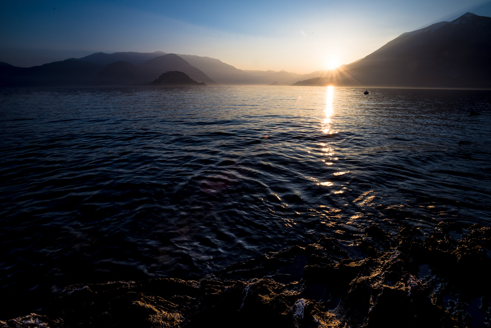LECCO LAND OF COLORS - - ITINERARI SUL  LAGO